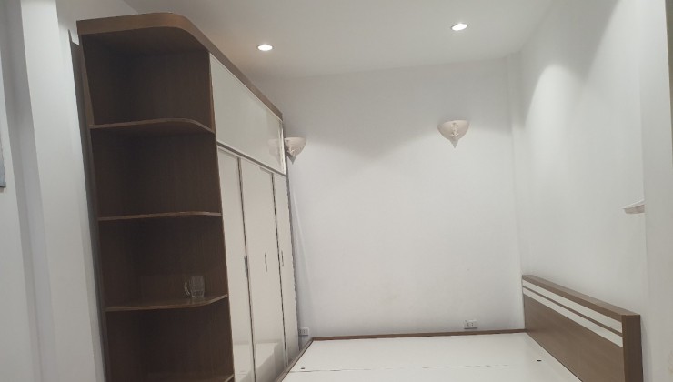 CẦN CHO THUÊ NHÀ NGÕ Ô TÔ TRÁNH PHỐ LẠC NGHIỆP, 4 TẦNG, 35M2, 3 NGỦ, 3 WC, 17.5 TRIỆU